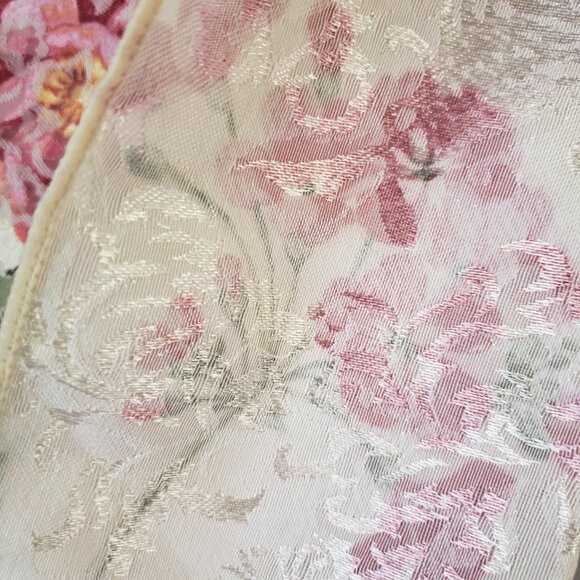 So Pretty Country French Cottage Pink Floral Fabric Napkins Set of 4 19" - Picture 3 of 6